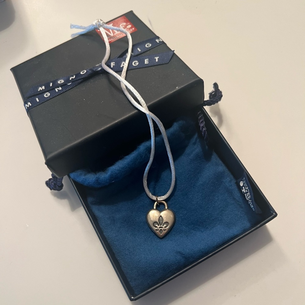 Mignonette Faget silver heart charm with fleur de lis